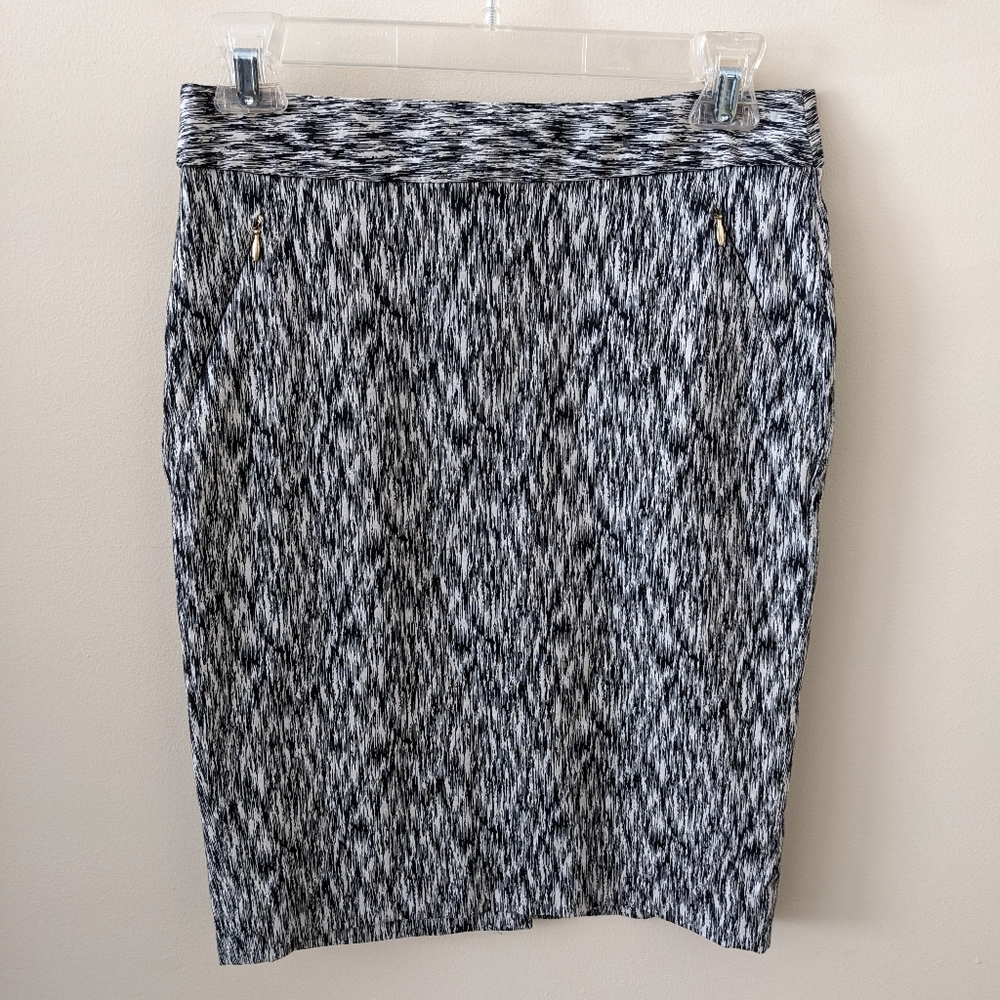 EUC The Limited Black and White Pencil Skirt - 0